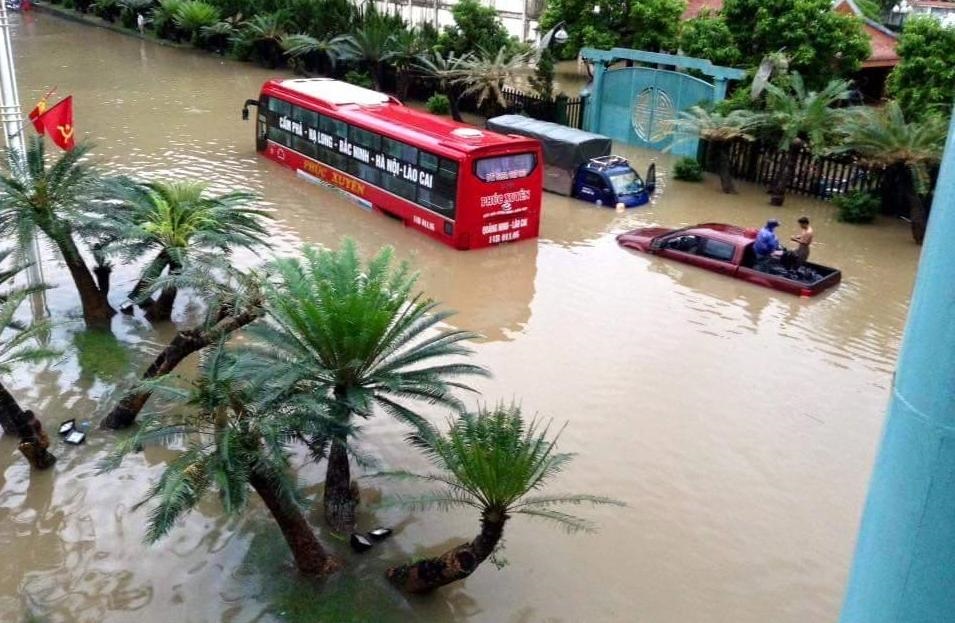 thủy kích là gì ? Cách đối phó với hiện tượng thủy kích