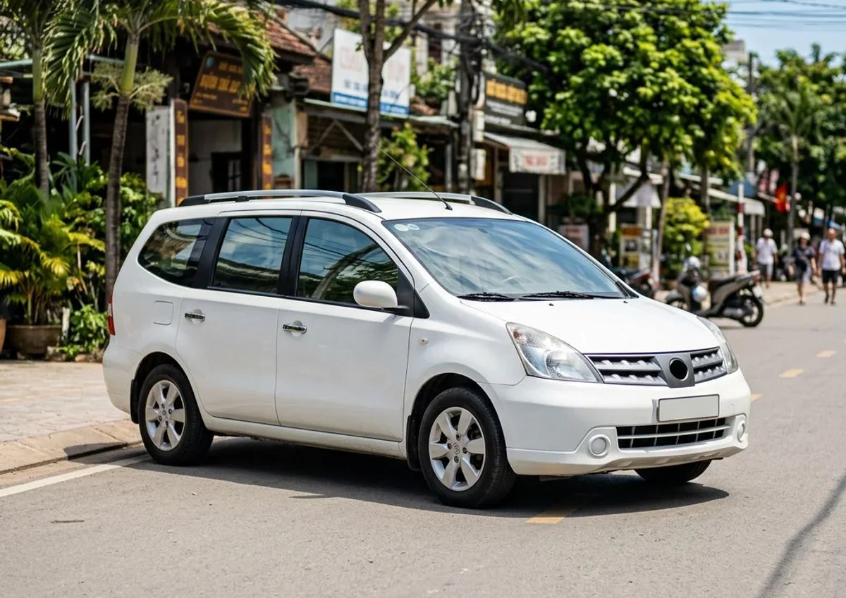 b o hi m xe t nissan livina