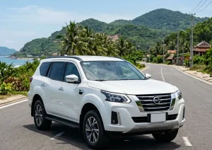 b o hi m xe t nissan terra 1
