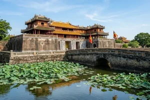 mua bao hiem suc khoe tai hue o dau 1